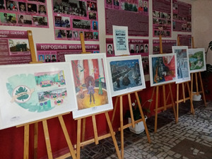 Выставка работ выпускников художественного отделения