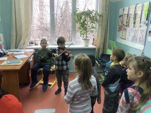 Экскурсия и концерт для детей из детского сада при СШ №8